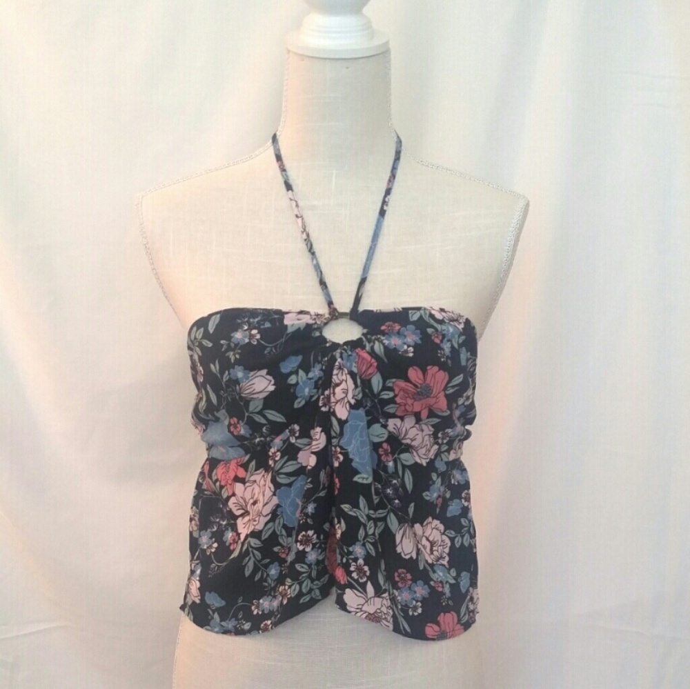*2/$5 SALE!* Leith Floral Crop (Size L)
